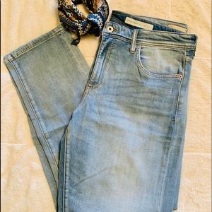 Anthropologie Pilcro Slim Boyfriend 32 Tall